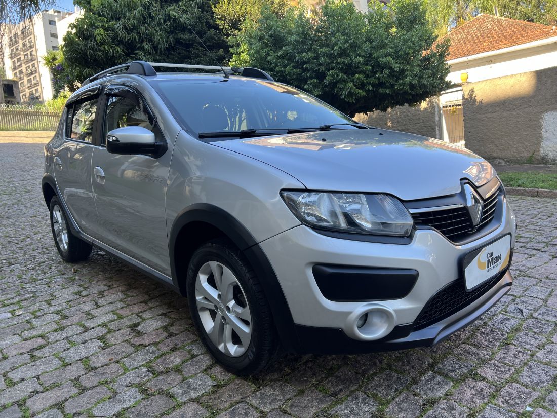 CARMAX Veículo SANDERO 1.6 STEPWAY 8V MANUAL