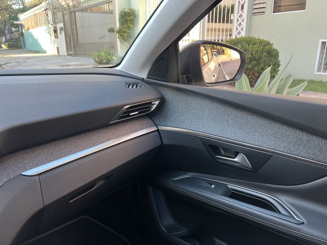 CARMAX Veículo COMPASS 2.0 TD350 TURBO TRAILHAWK AT9 !! 4.000KM