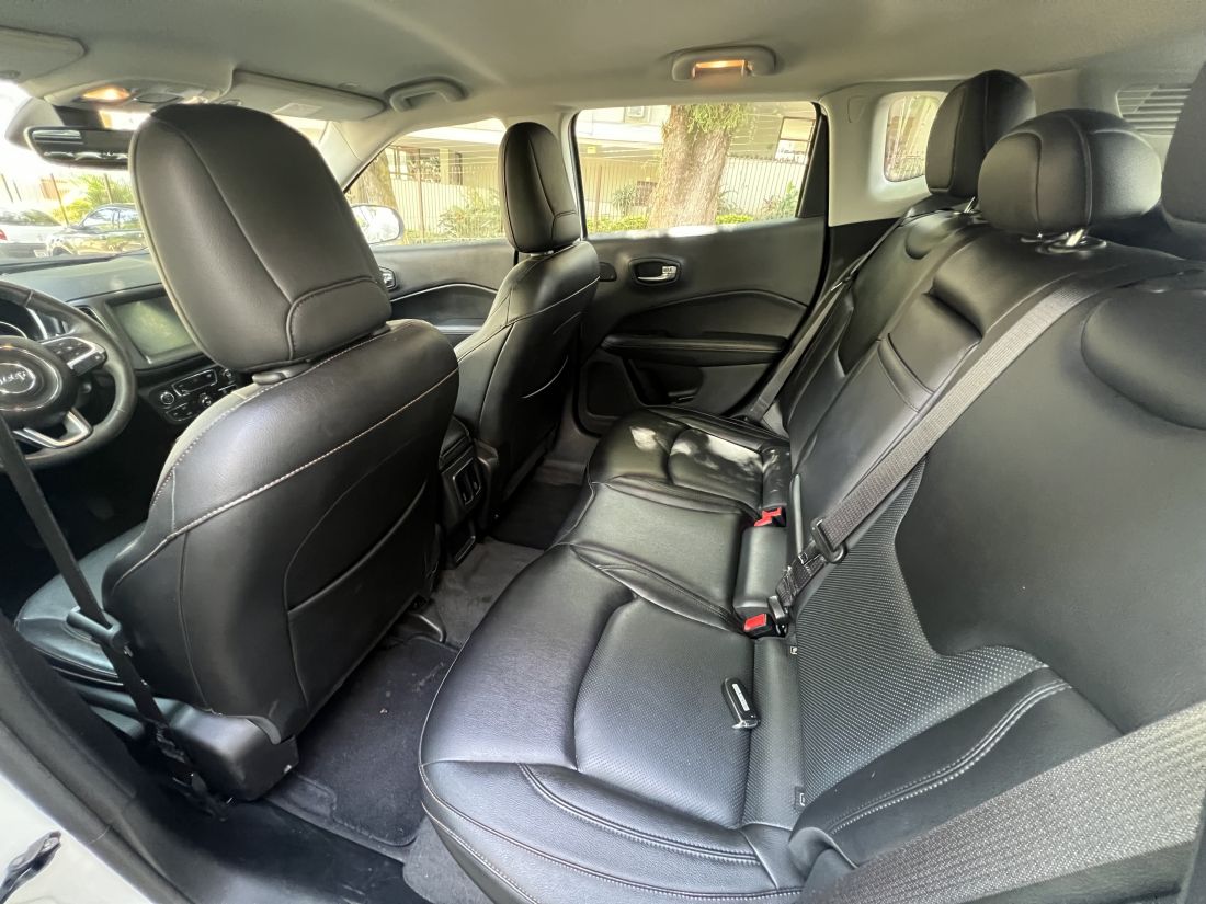 CARMAX Veículo COMPASS 2.0 16V LONGITUDE AUTOMÁTICO !! UNICO DONO